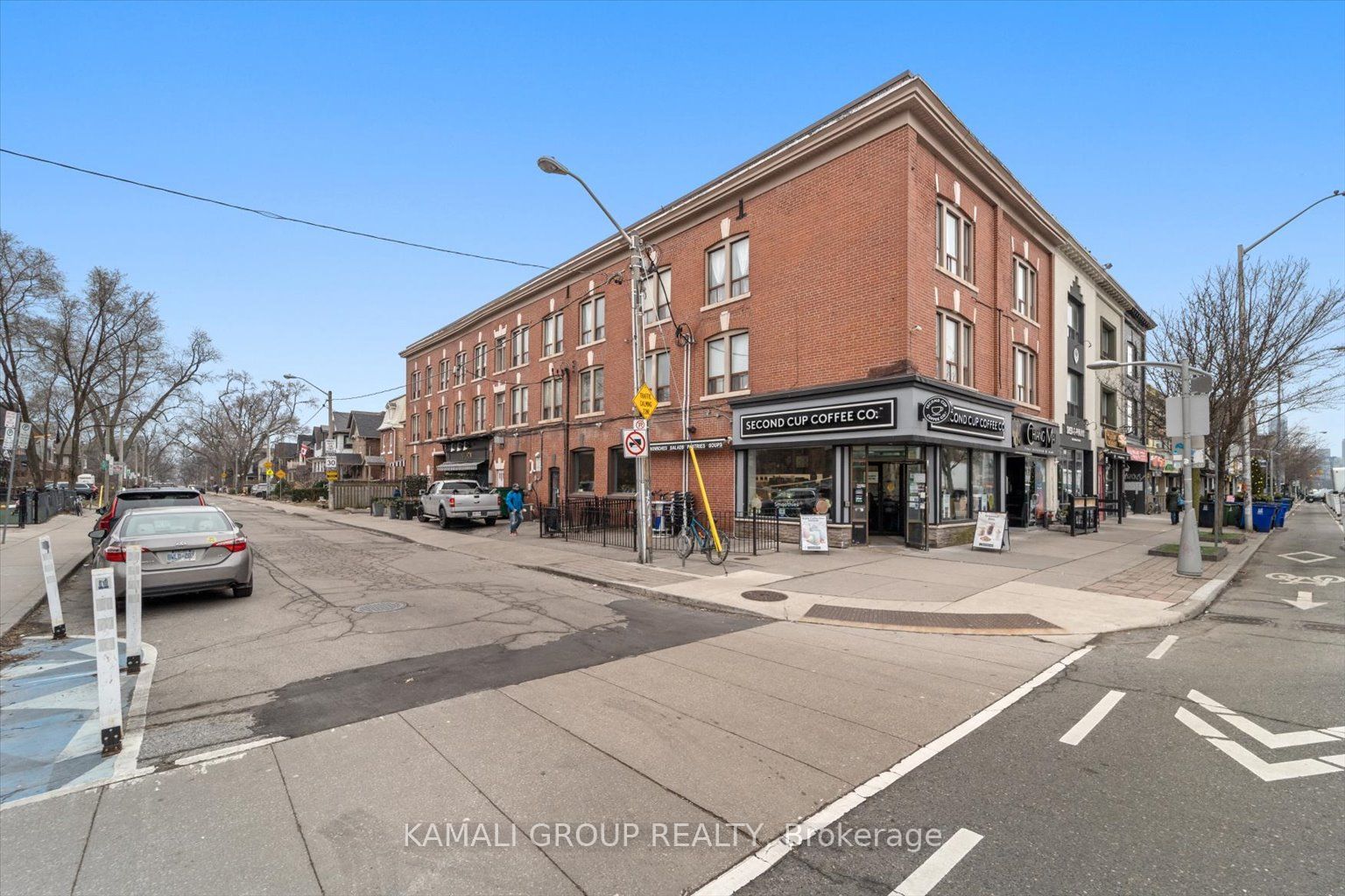 341 Danforth Ave Property Photo 31