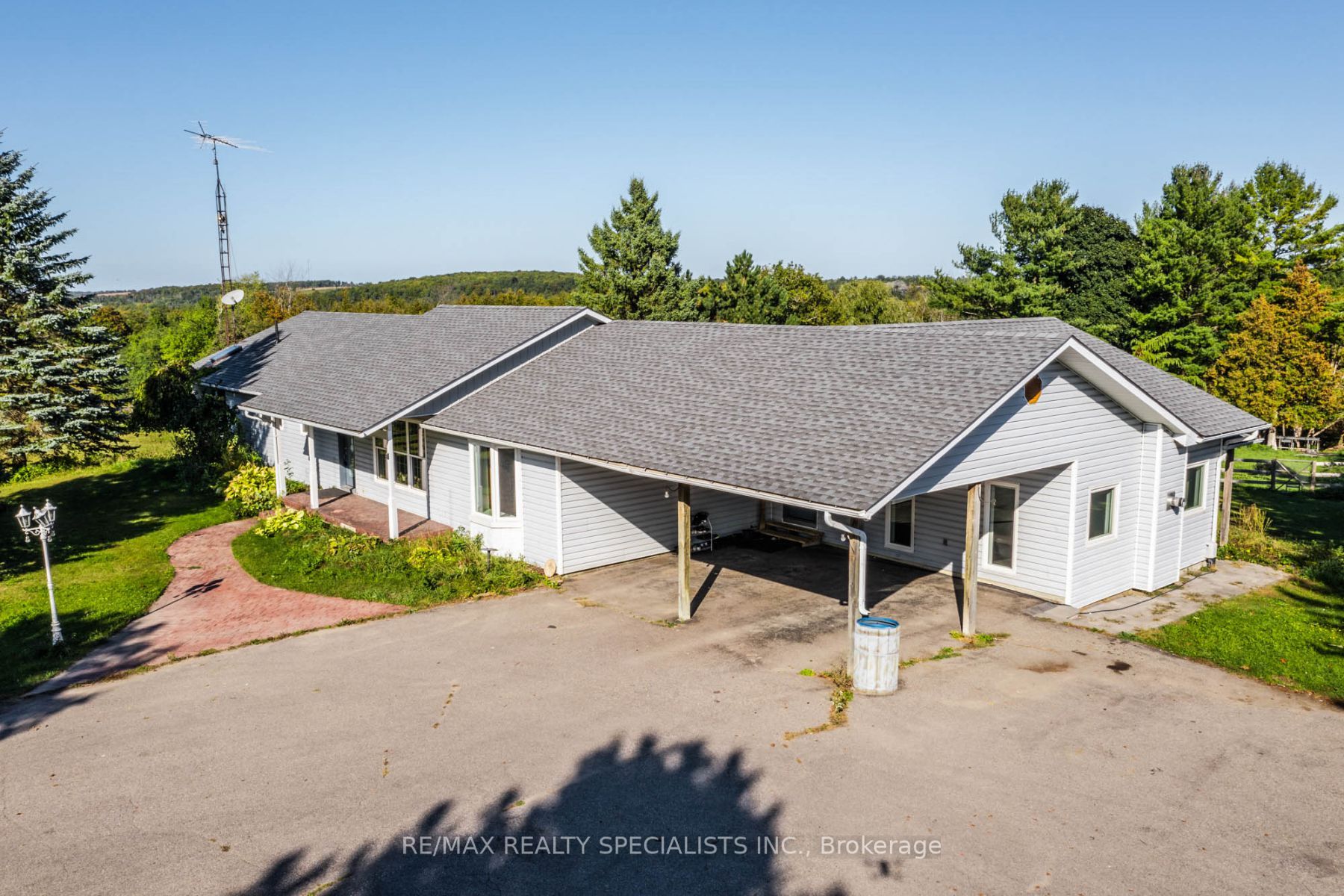 14201 Mclaughlin Rd Property Photo 6