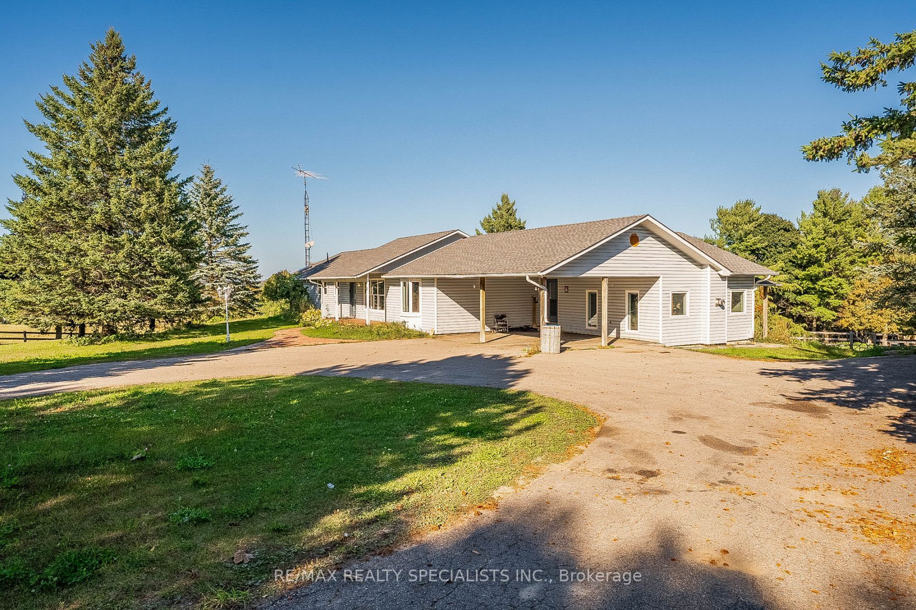 14201 Mclaughlin Rd Property Photo 7