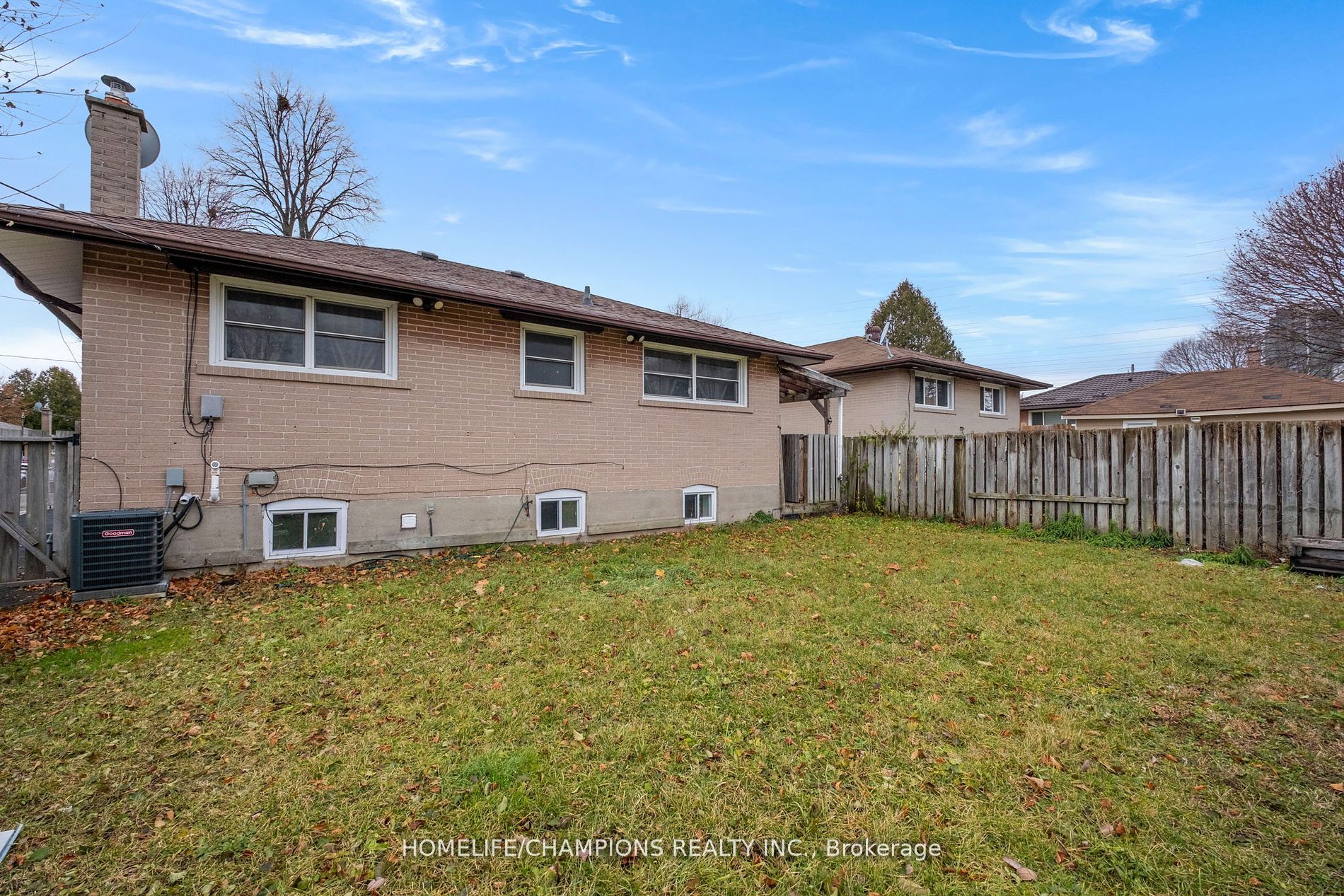 15 Stonehenge Cres Property Photo 4
