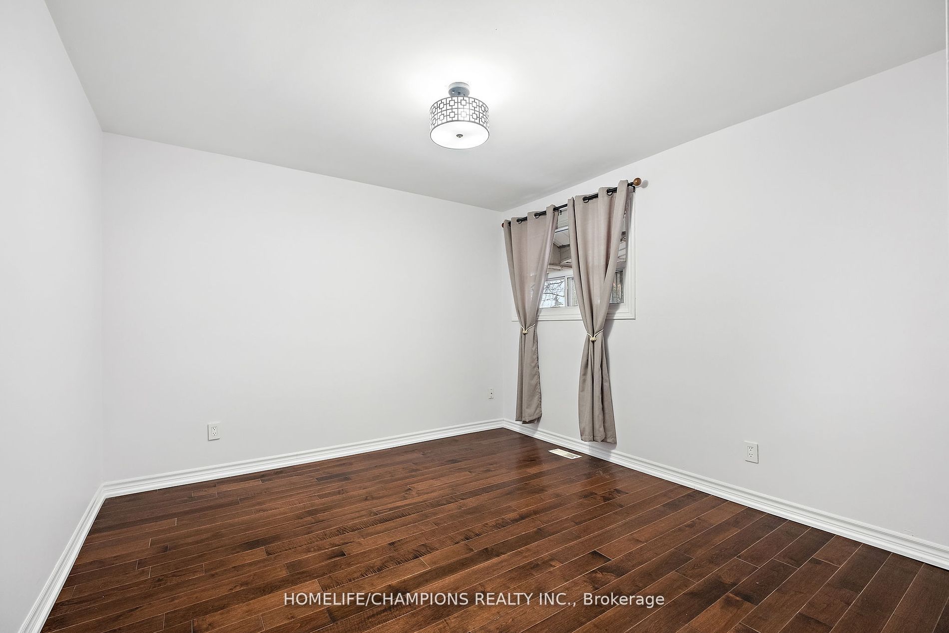15 Stonehenge Cres Property Photo 16
