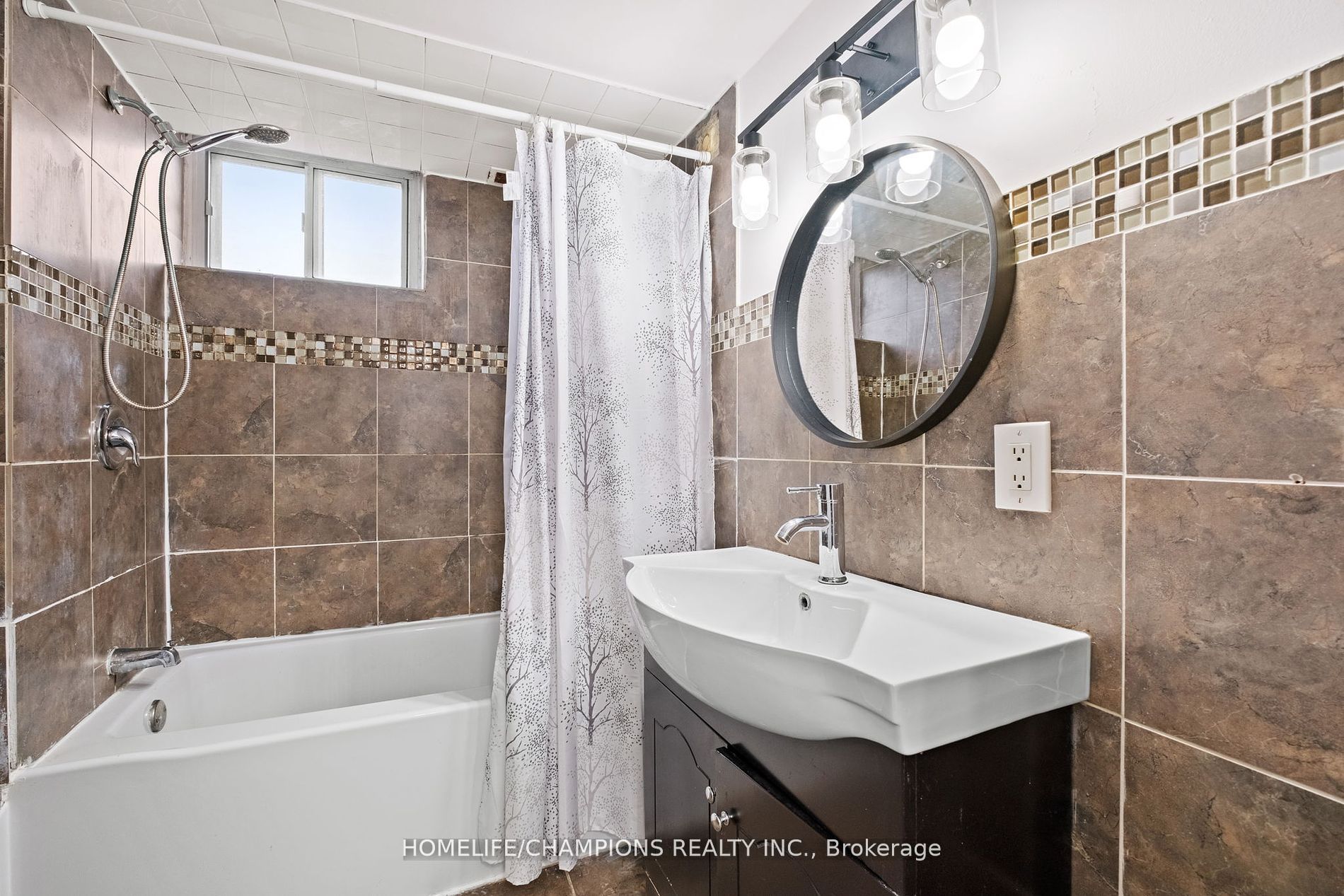 15 Stonehenge Cres Property Photo 33