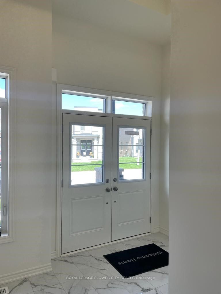16 Sigford St Property Photo 2