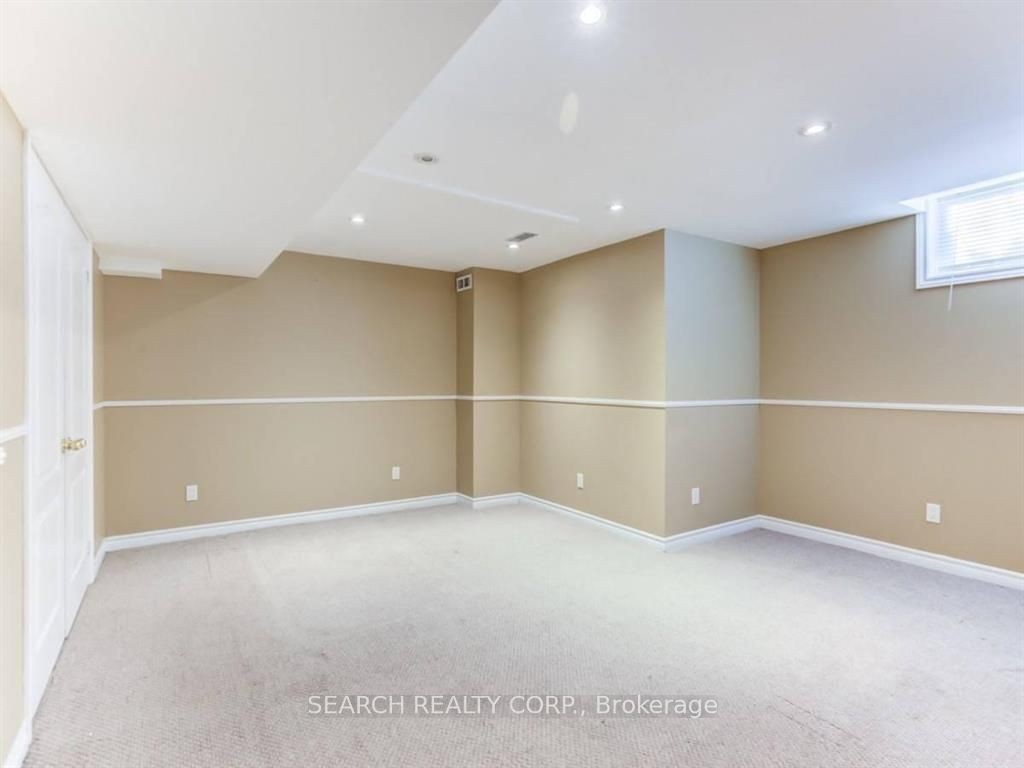 44 Bissland Dr Property Photo 4