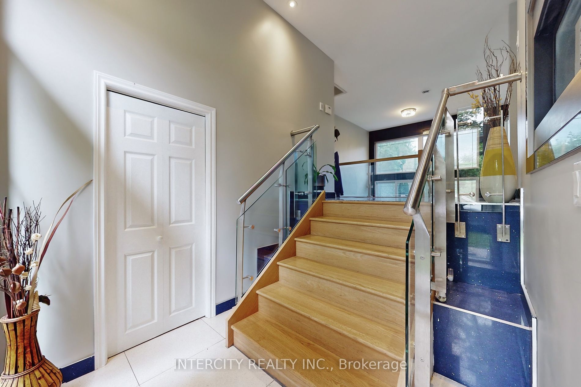3505 Cochrane St Property Photo 10