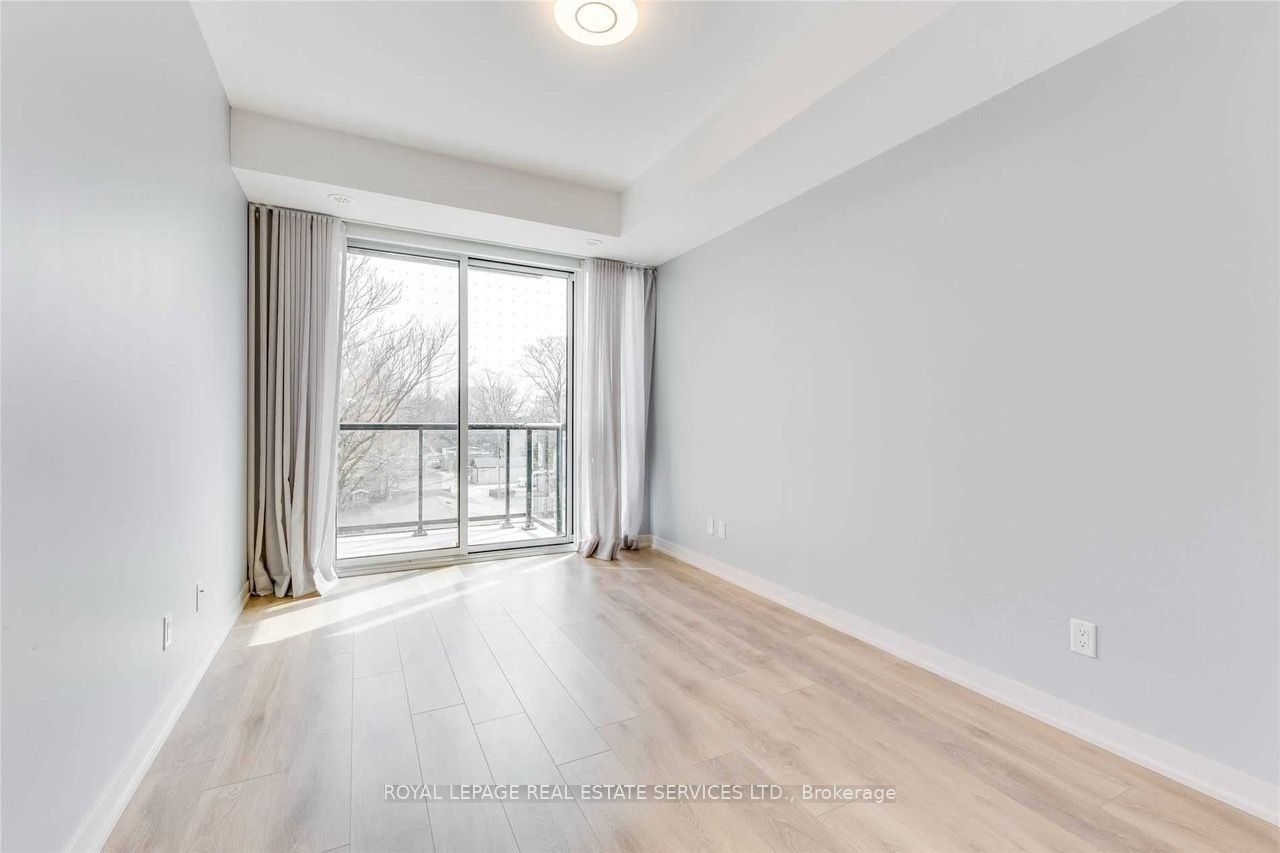 899 Queen St E 9 Property Photo 21
