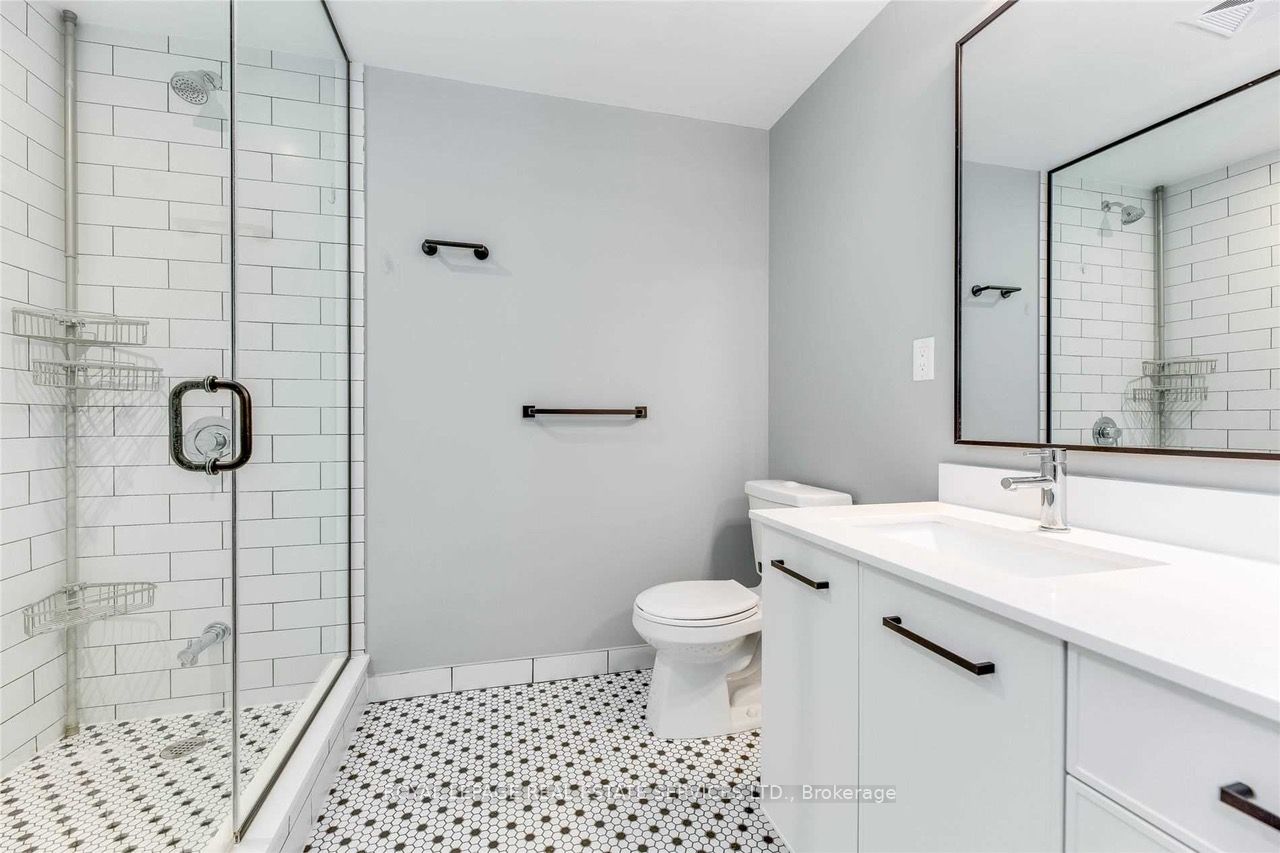 899 Queen St E 9 Property Photo 22