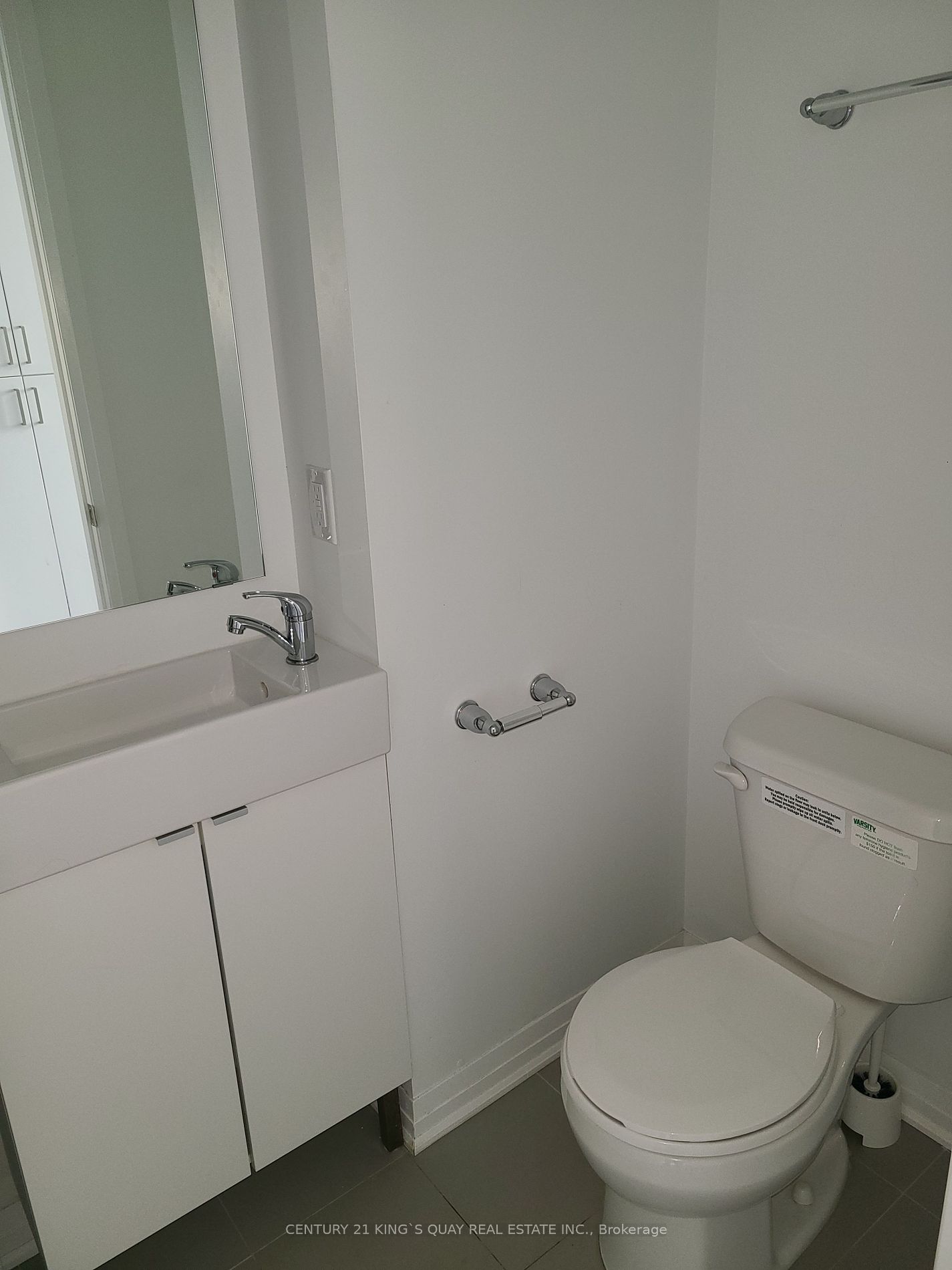 1900 Simcoe St N 23 Property Photo 8