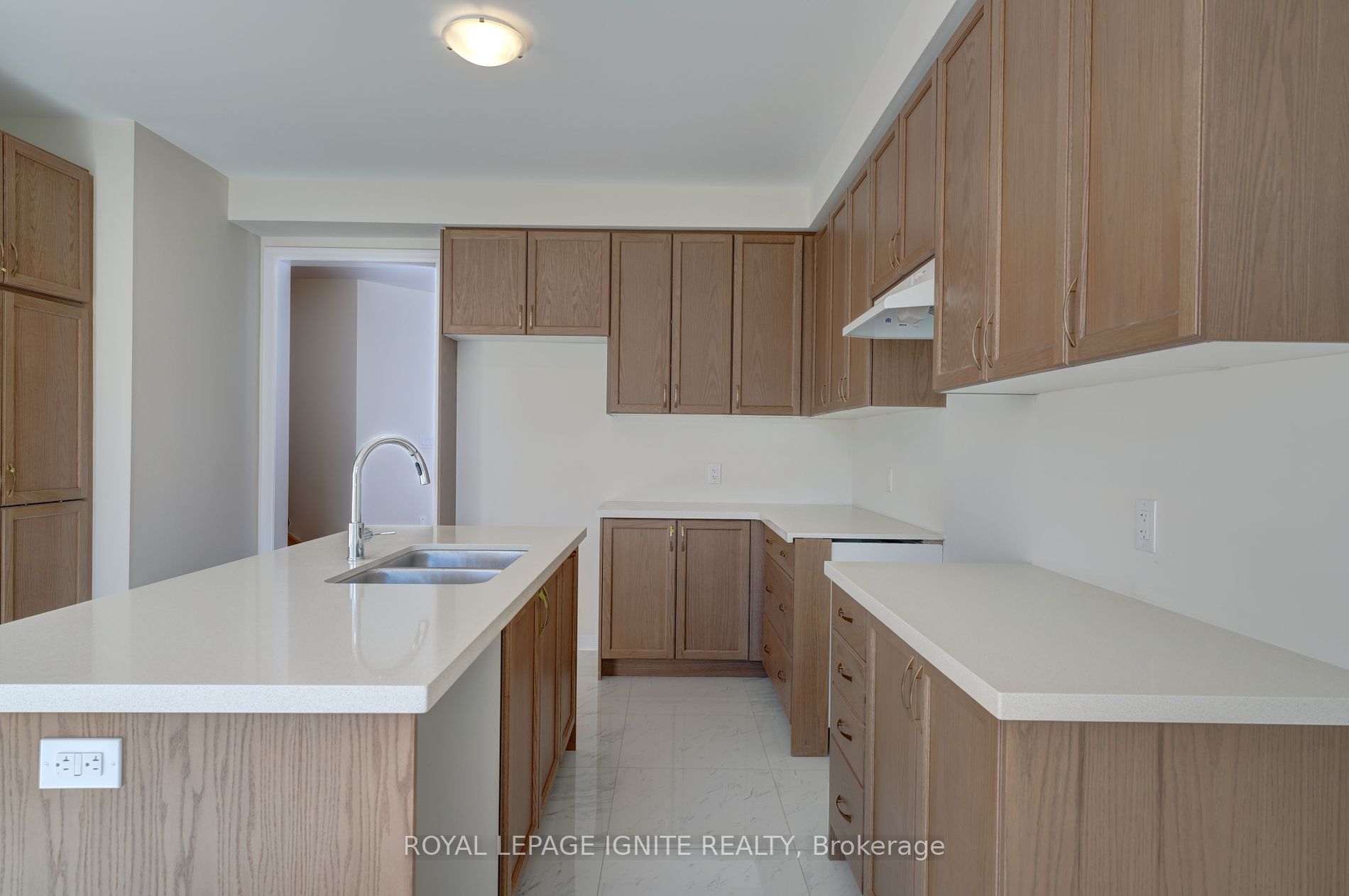 11 Ed Ewert Ave Property Photo 9