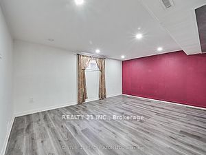 24 Gable Pl Property Photo 3