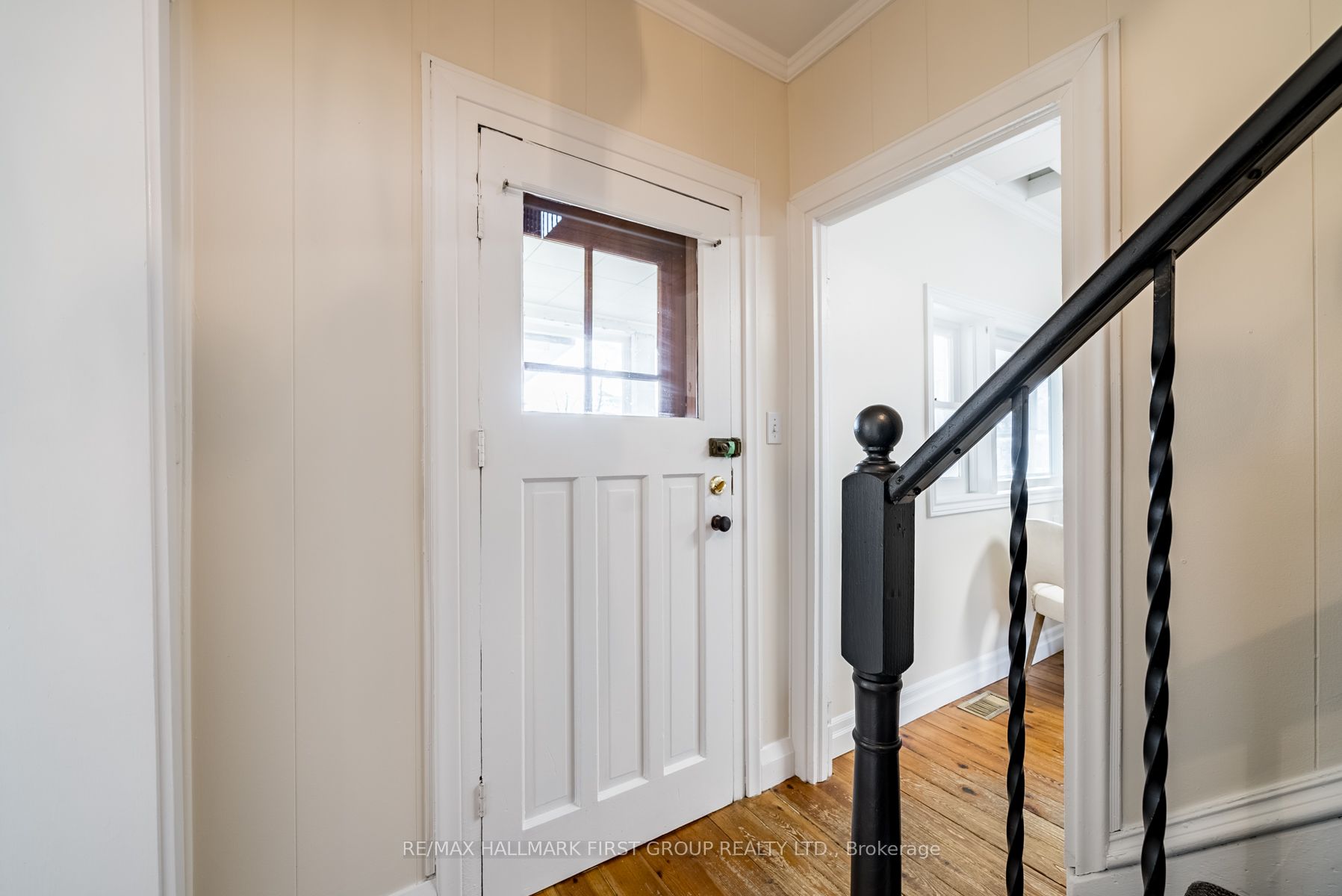 15632 Simcoe St Property Photo 18