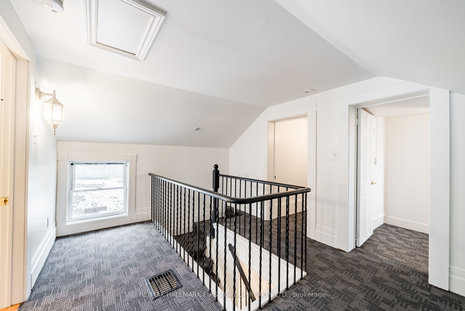 15632 Simcoe St Property Photo 19