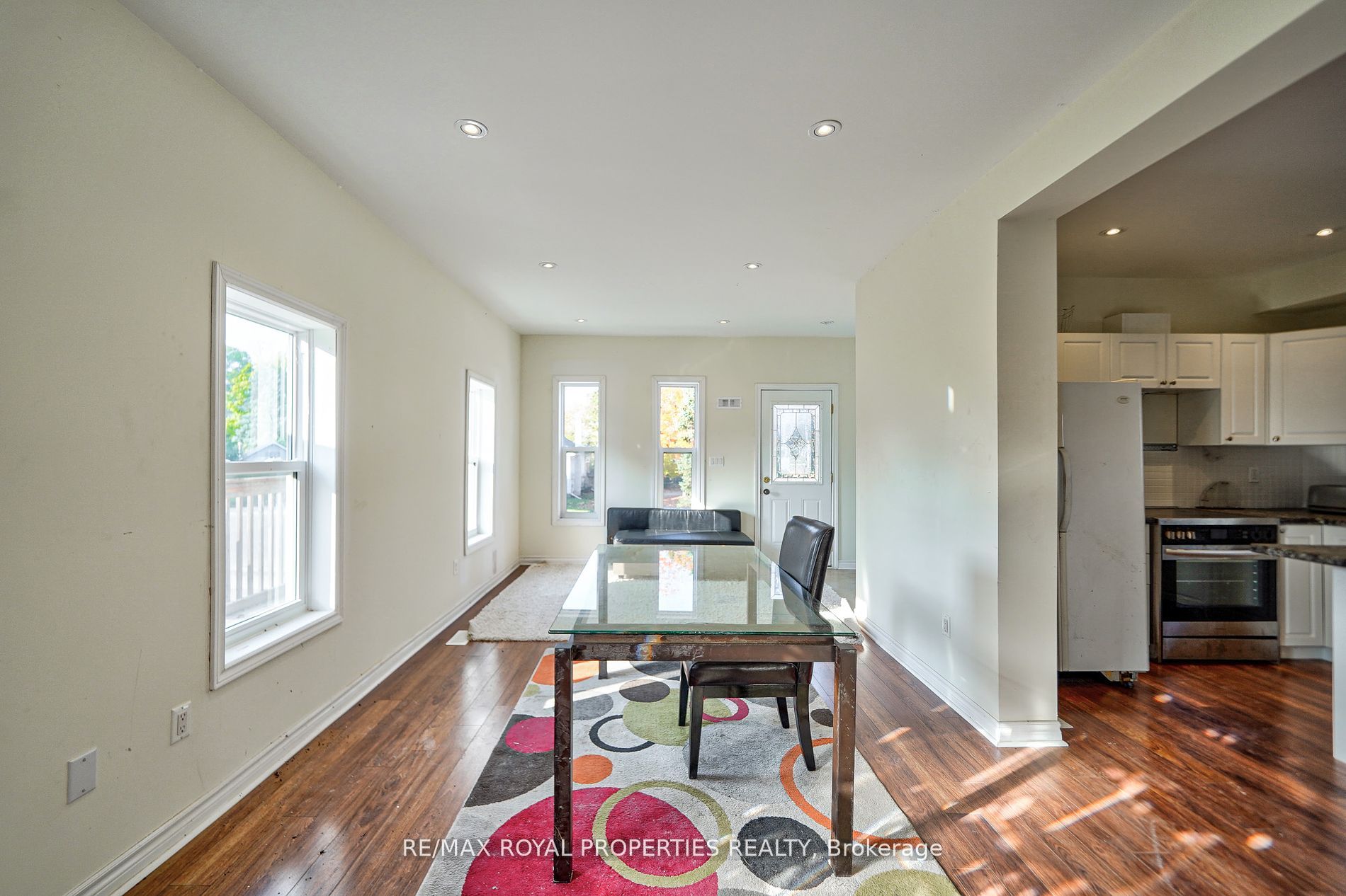 4973 Old Brock Rd Property Photo 10