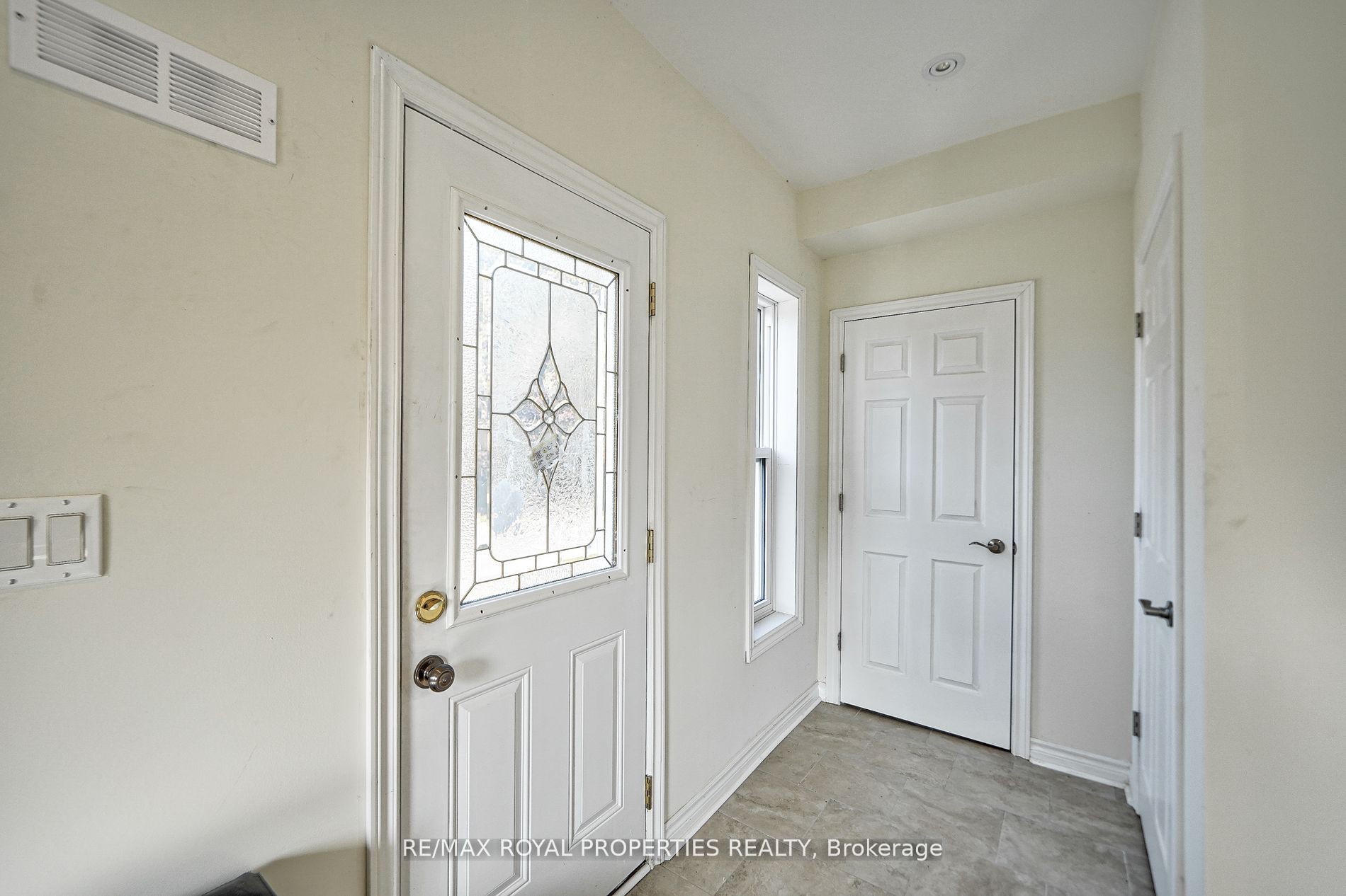 4973 Old Brock Rd Property Photo 16