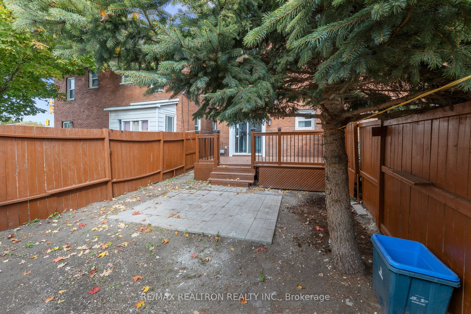 6 Liberty St S Property Photo 35