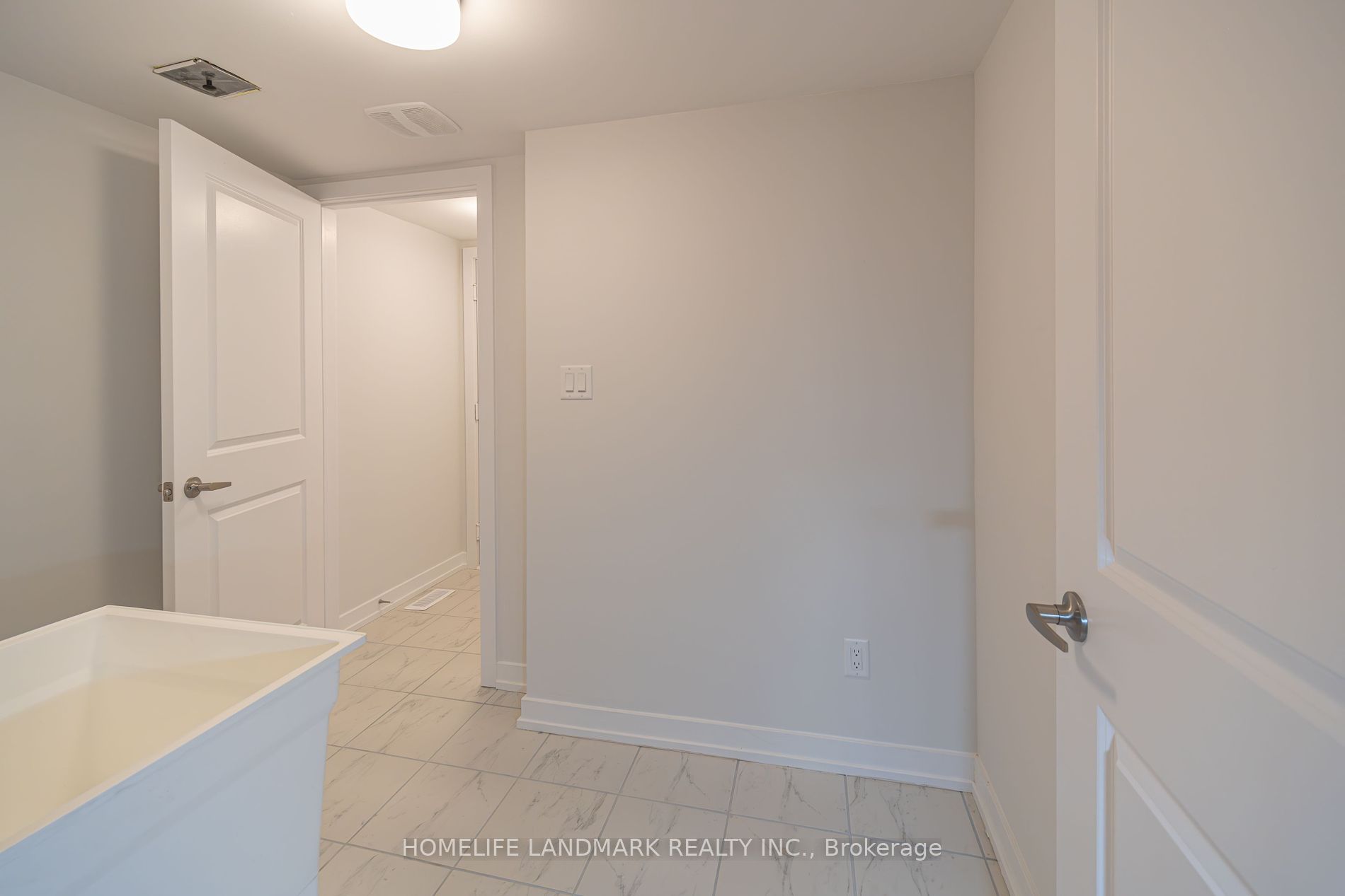 166 Brockley Dr Property Photo 32
