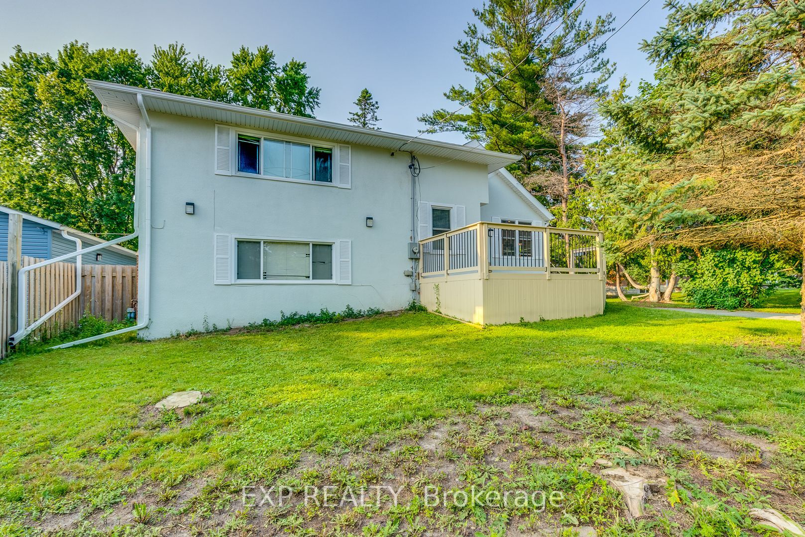 270 Conlin Rd E Property Photo 3