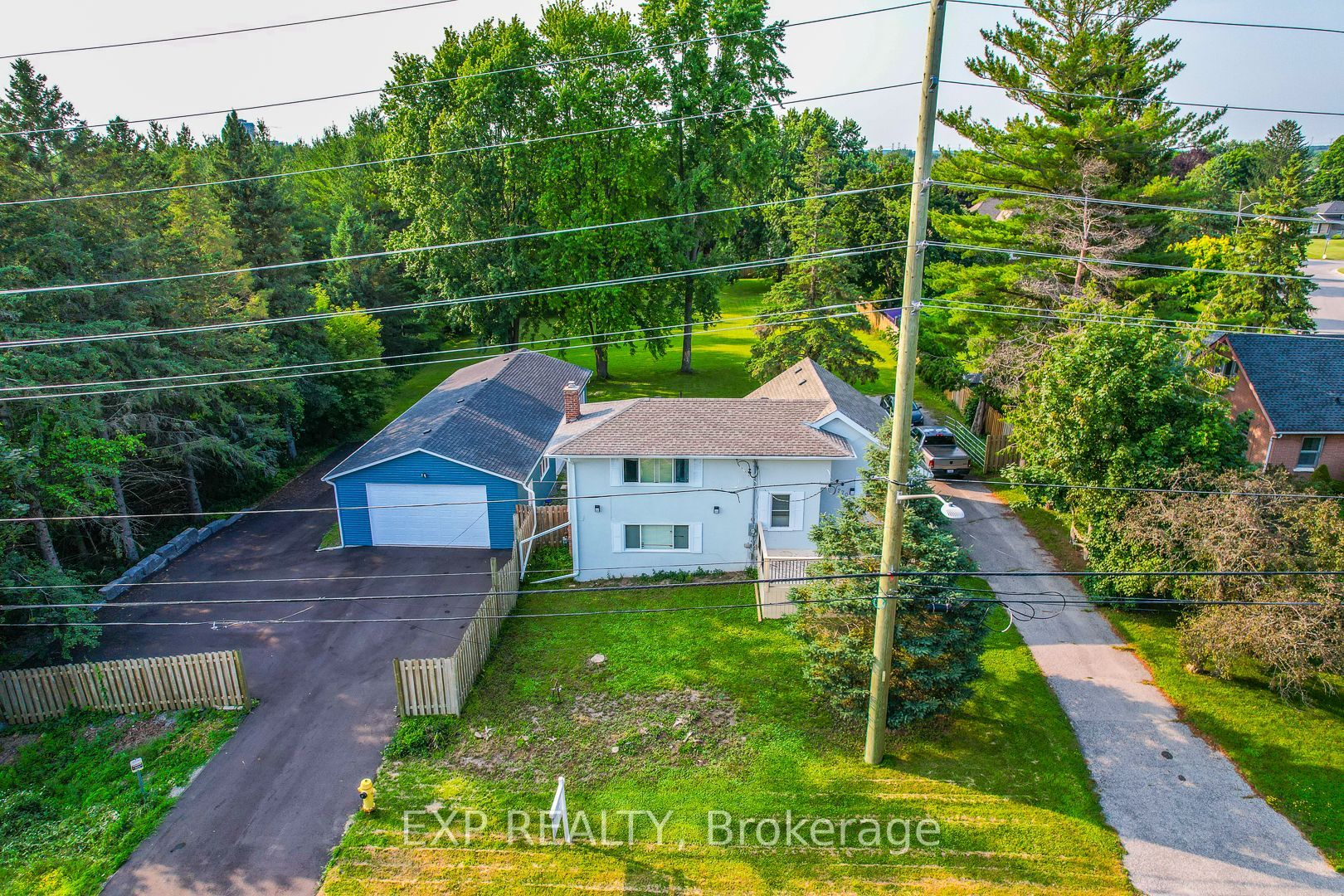 270 Conlin Rd E Property Photo 6