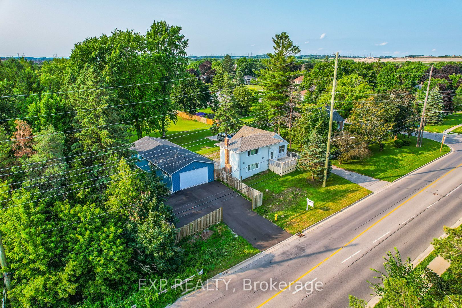 270 Conlin Rd E Property Photo 7