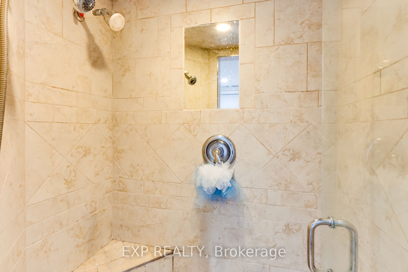 270 Conlin Rd E Property Photo 16