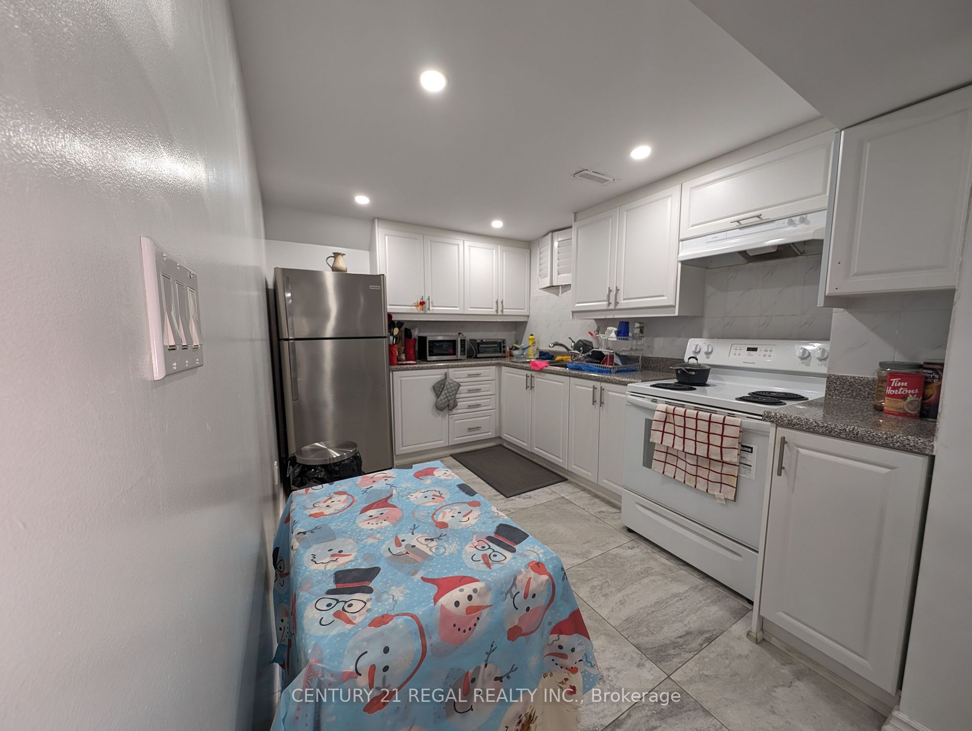 38 Meandering Tr Property Photo 4
