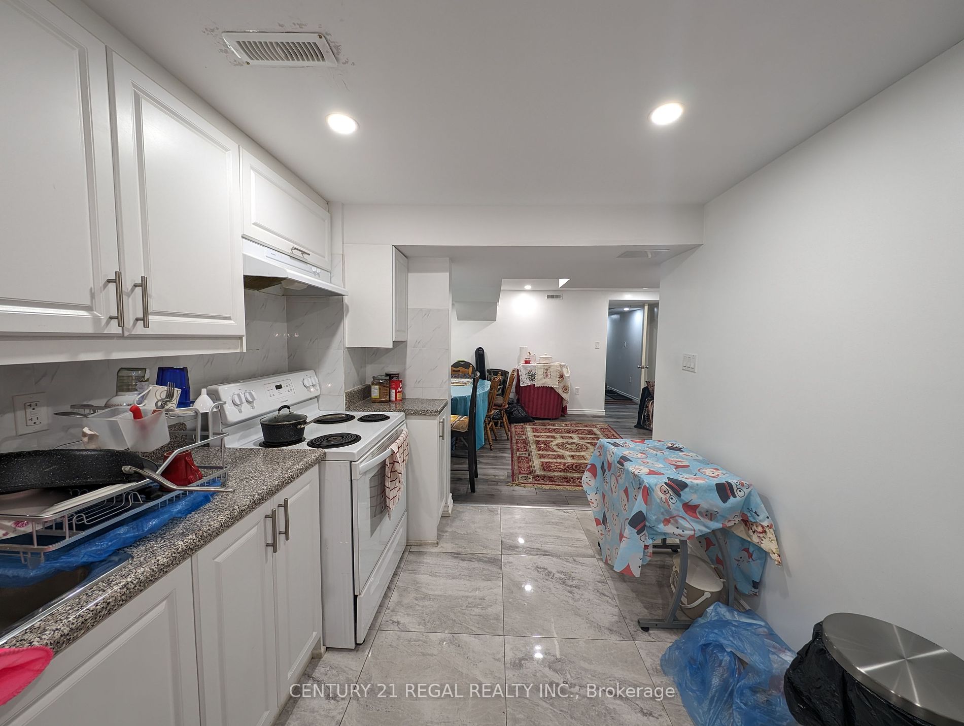 38 Meandering Tr Property Photo 6