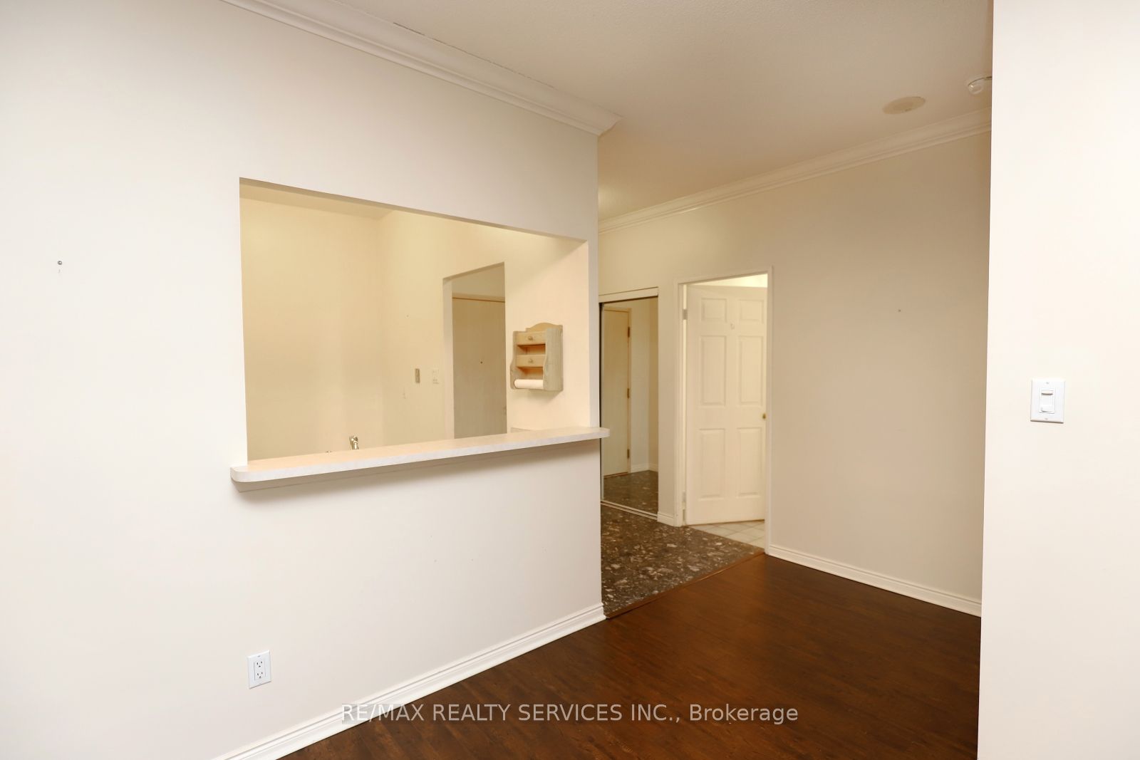 10 Guildwood Pkwy 12 Property Photo 6