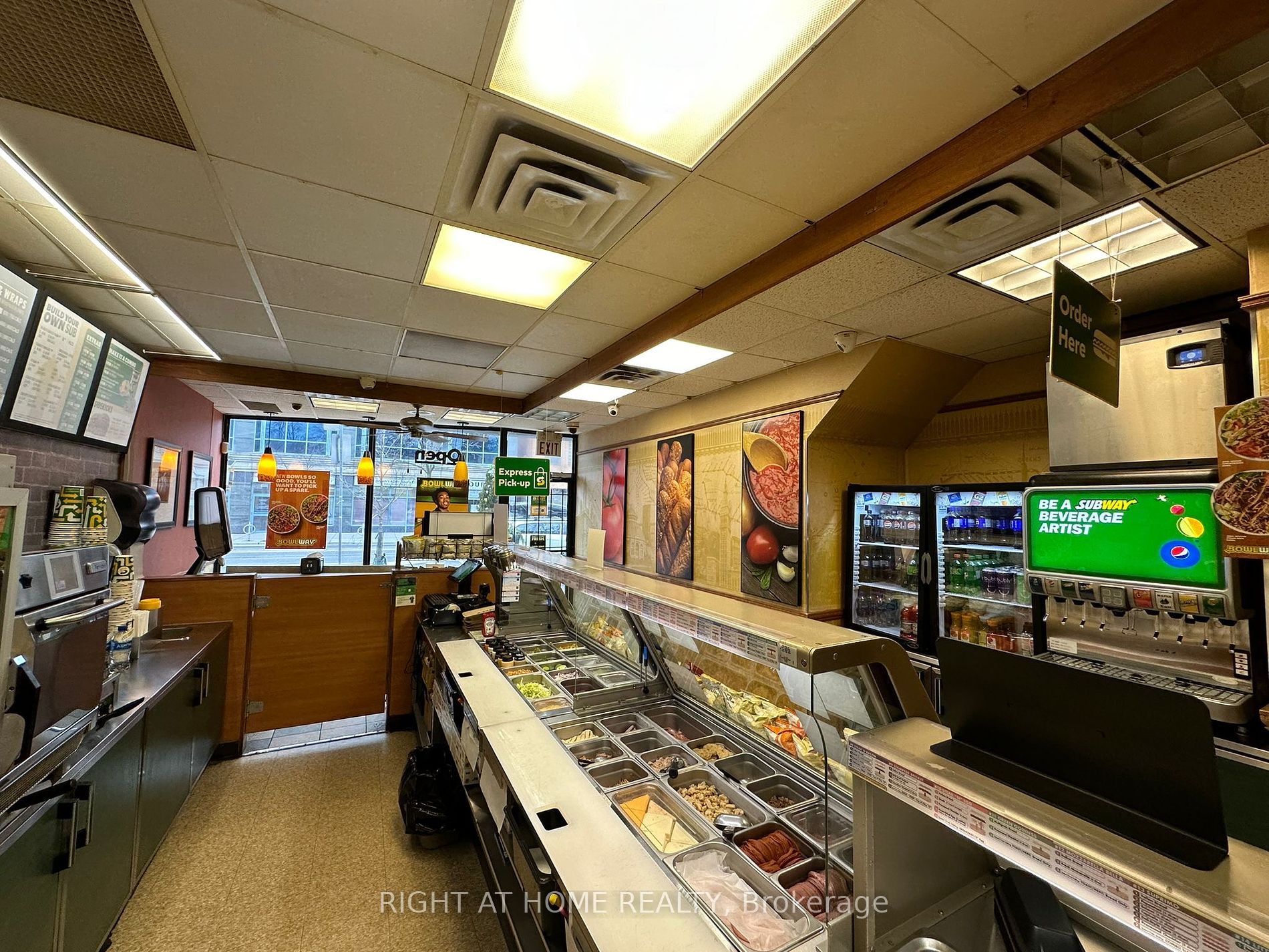232 Danforth Ave Property Photo 9