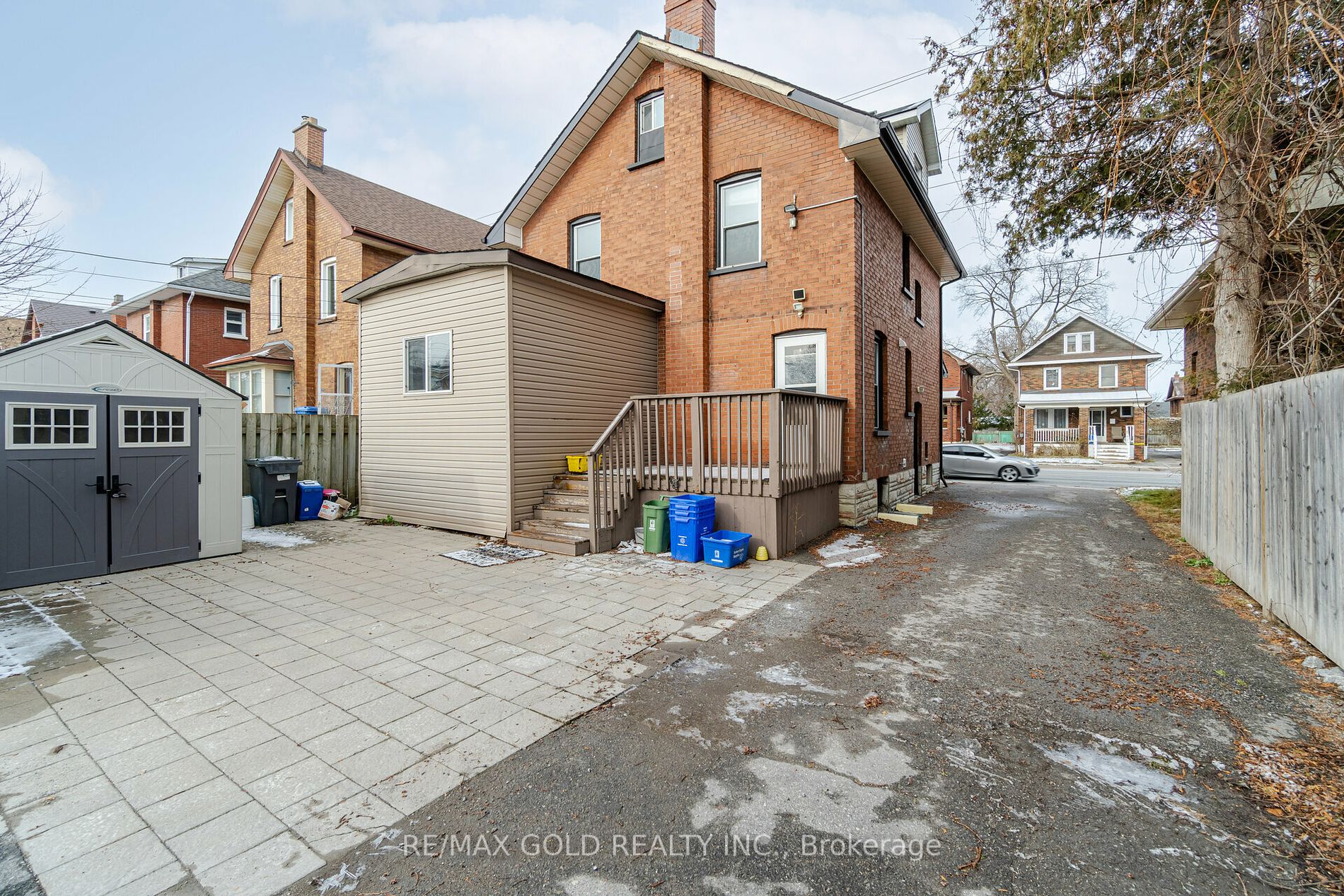 161 Adelaide Ave E Property Photo 36