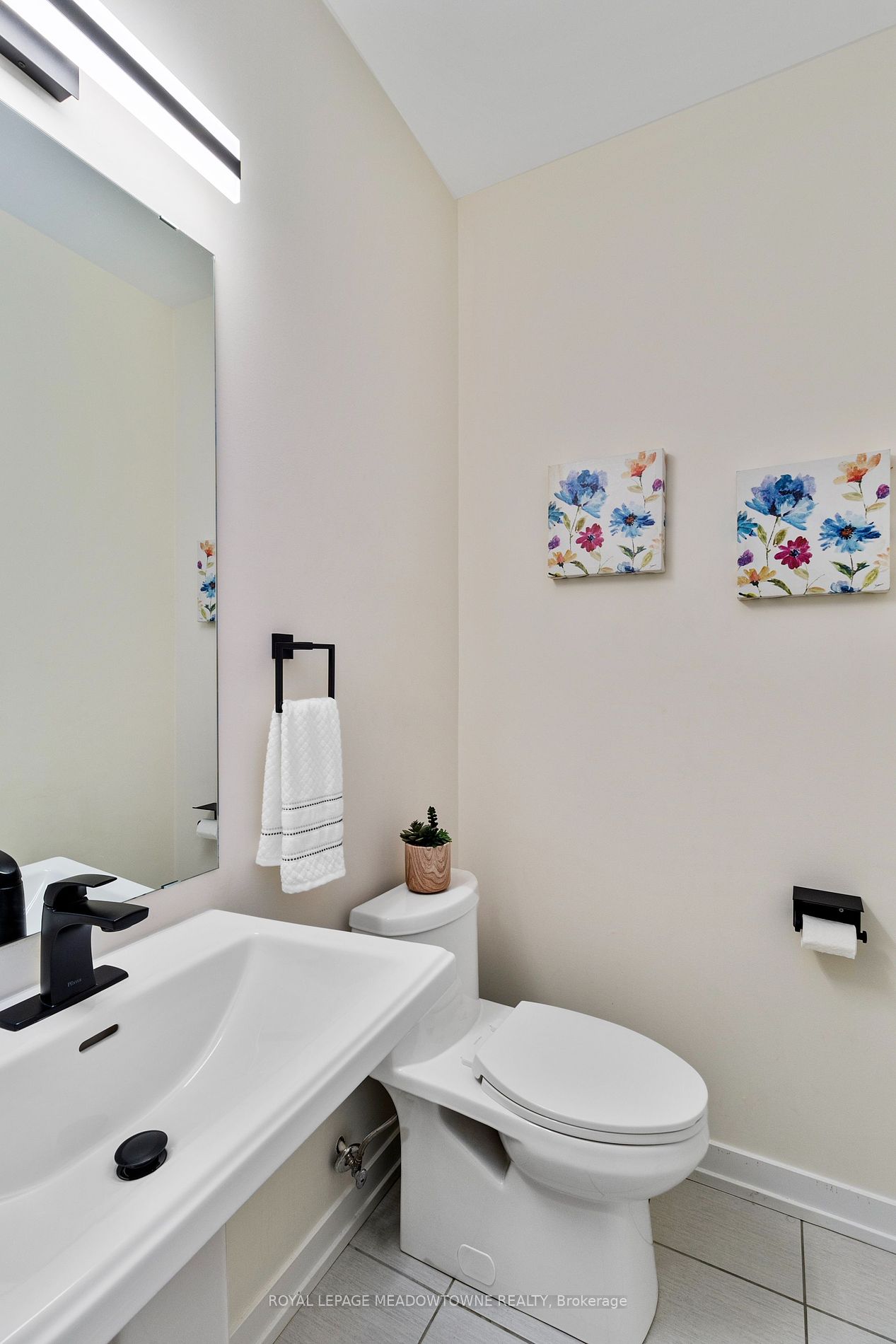 2662 Castlegate Crossing Property Photo 28