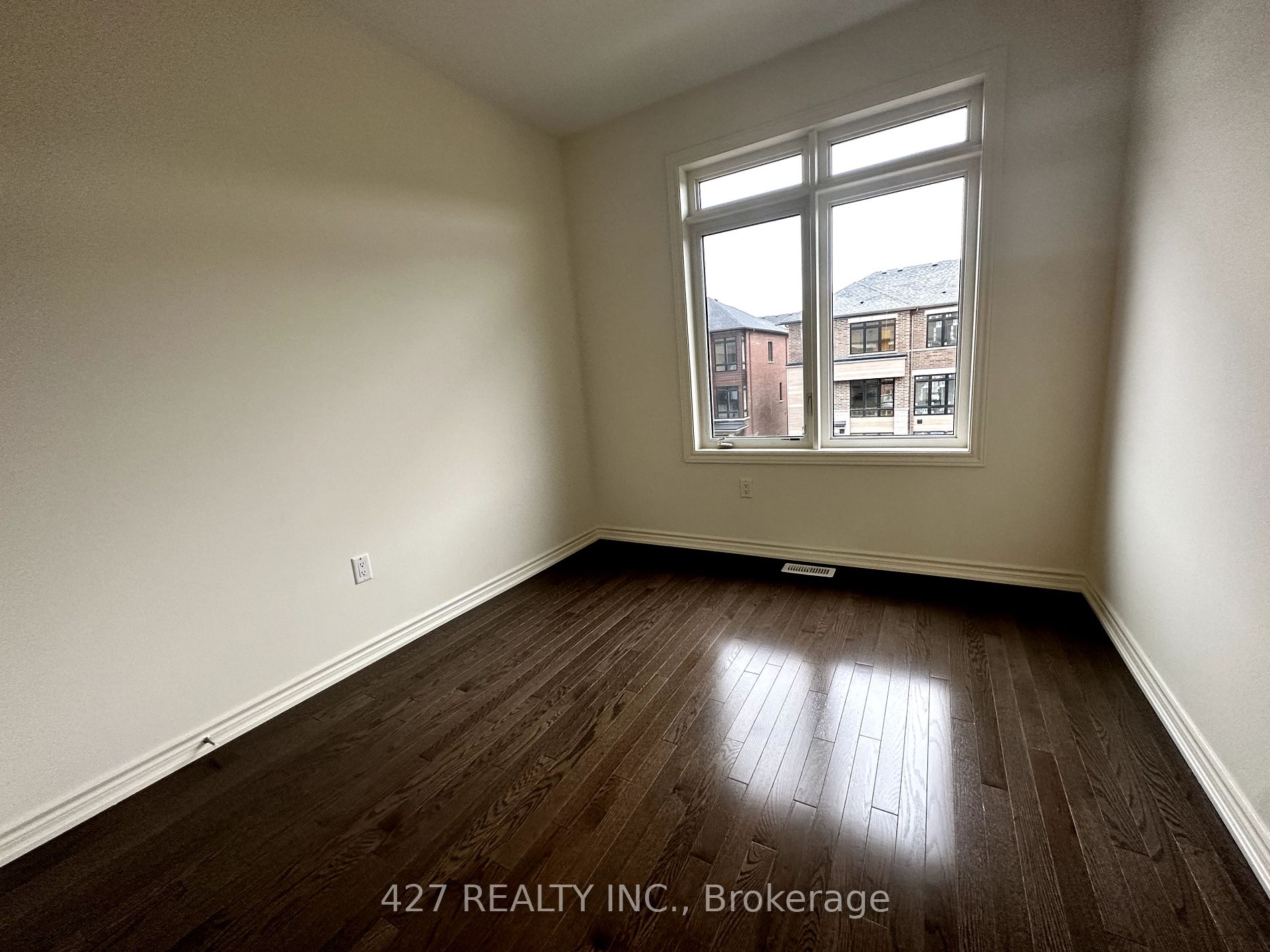 519 Danks Ridge Dr E Property Photo 19