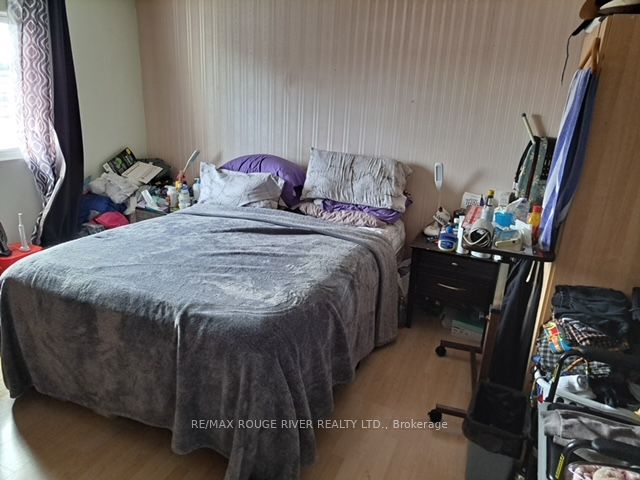 33 Celeste Dr 42 Property Photo 3