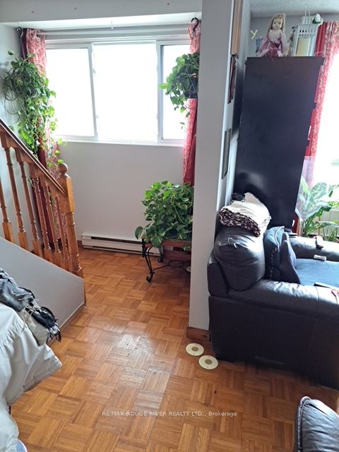 33 Celeste Dr 42 Property Photo 7