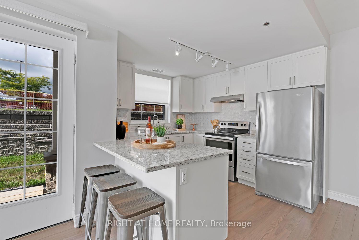 21 Brookhouse Dr 15 Property Photo 19