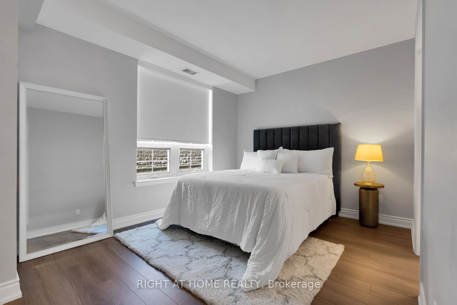 21 Brookhouse Dr 15 Property Photo 22