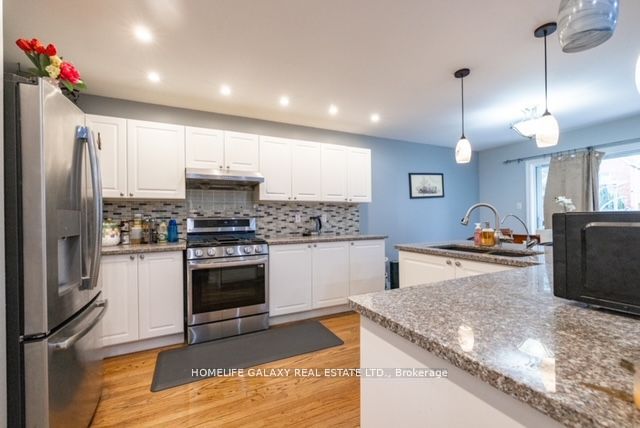 32 Dart Crt Property Photo 8