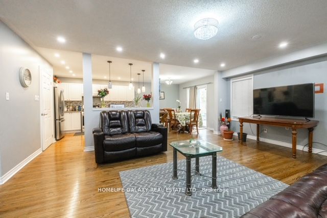 32 Dart Crt Property Photo 15
