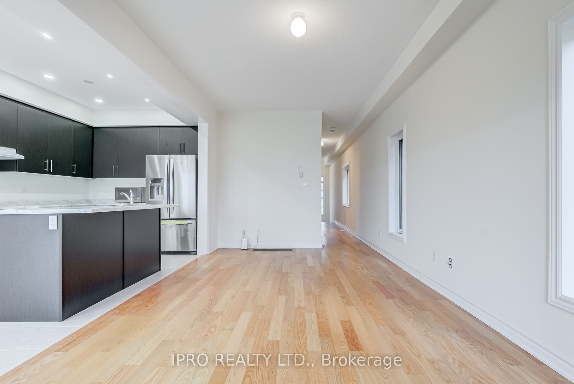 1113 Skyridge Blvd Property Photo 9