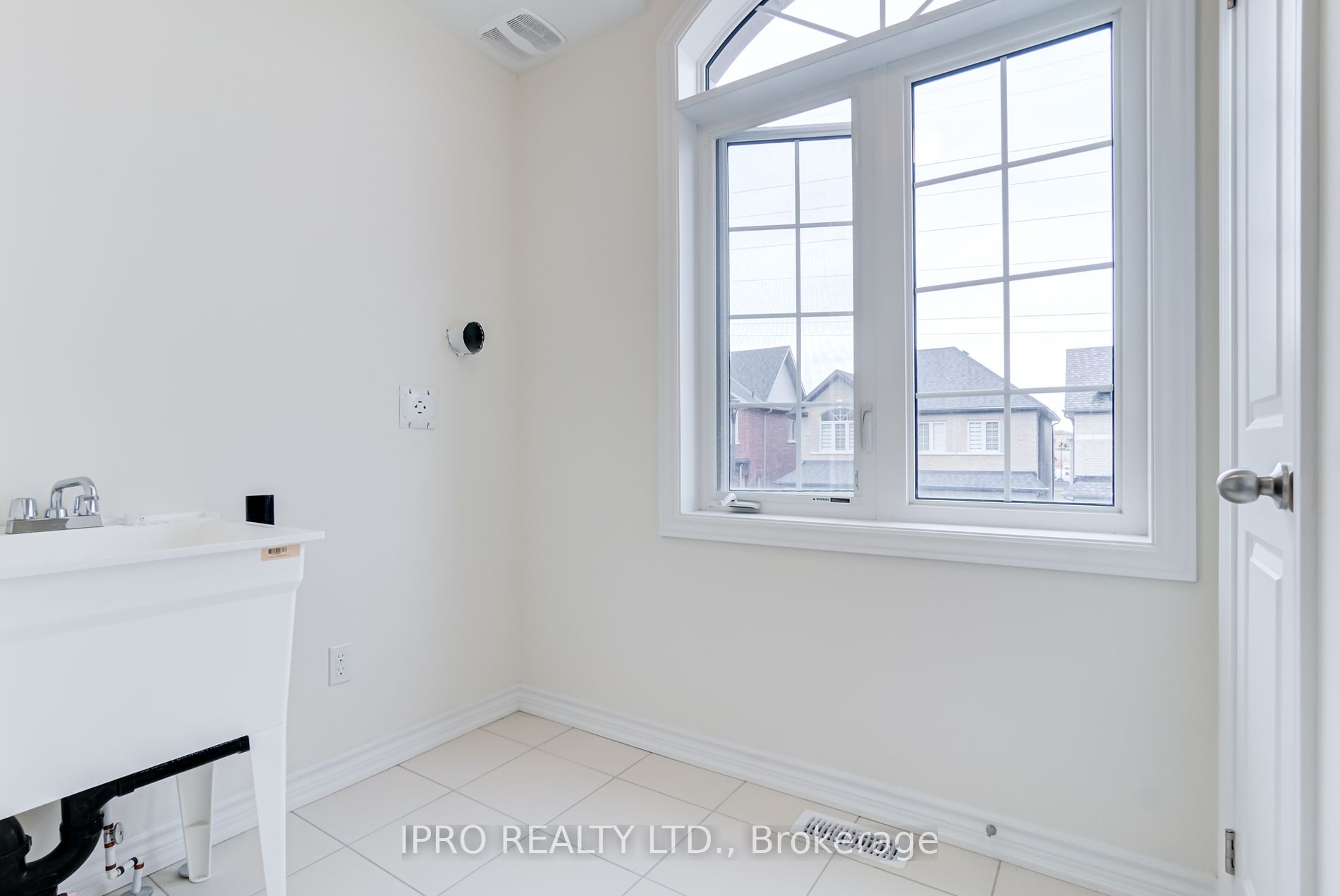 1113 Skyridge Blvd Property Photo 28