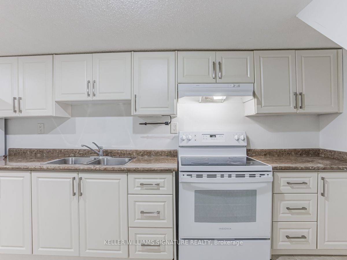 28 Atkinson Ave Property Photo 5