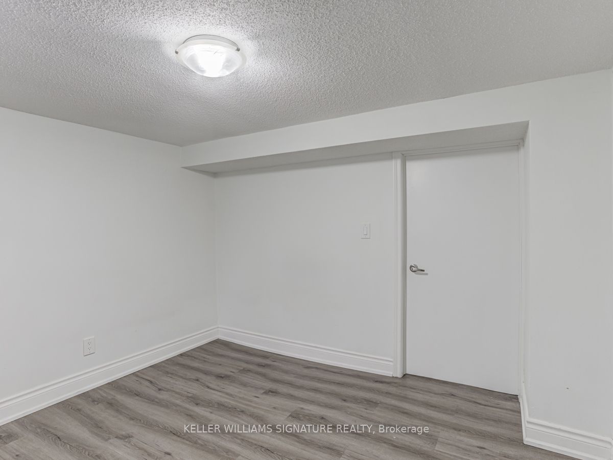 28 Atkinson Ave Property Photo 18