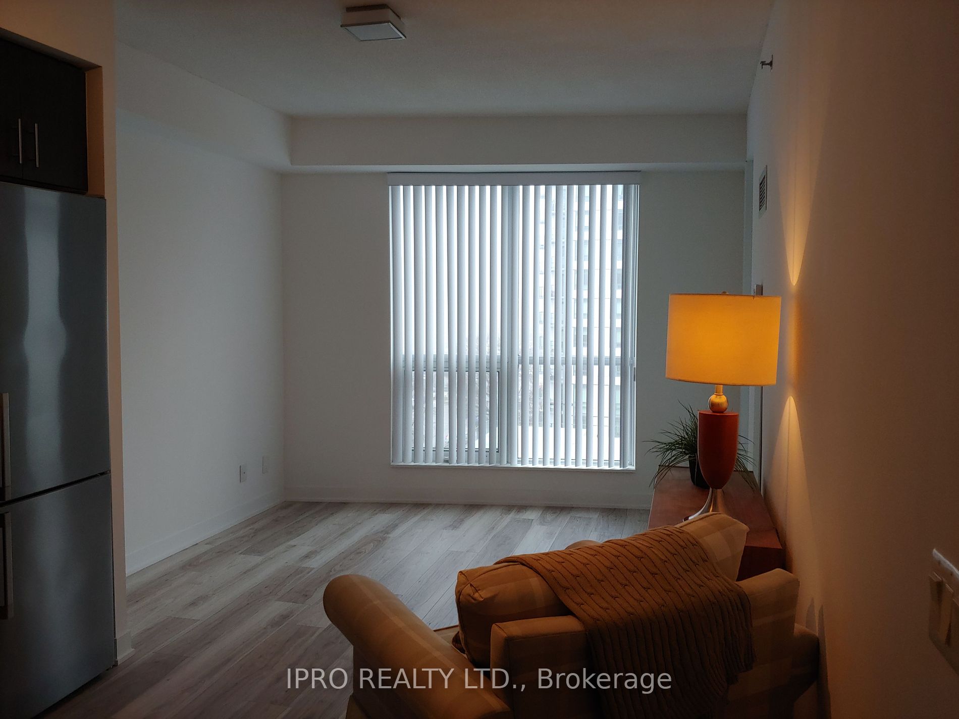 195 Bonis Ave 13 Property Photo 5