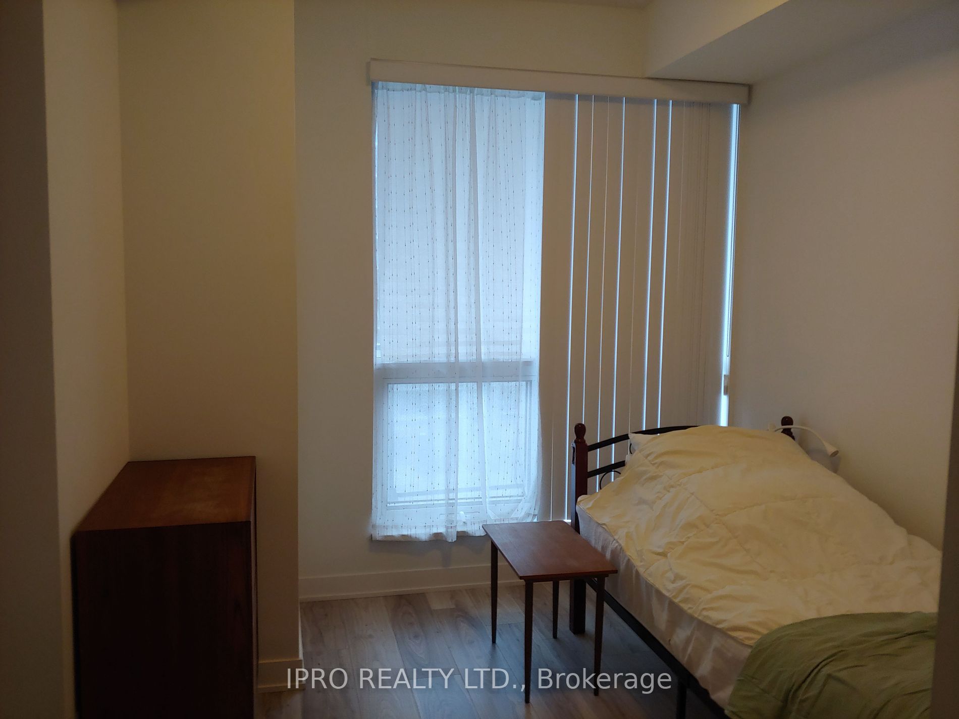 195 Bonis Ave 13 Property Photo 9