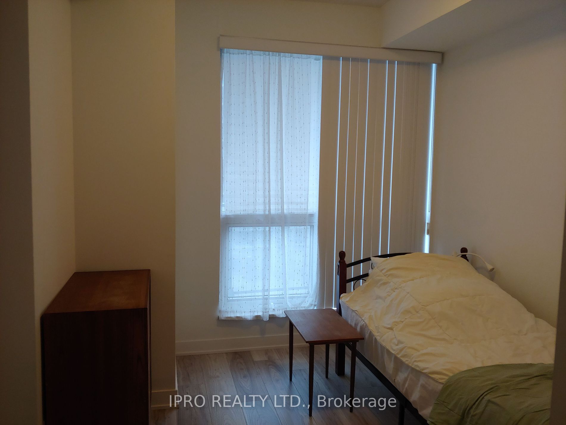 195 Bonis Ave 13 Property Photo 10