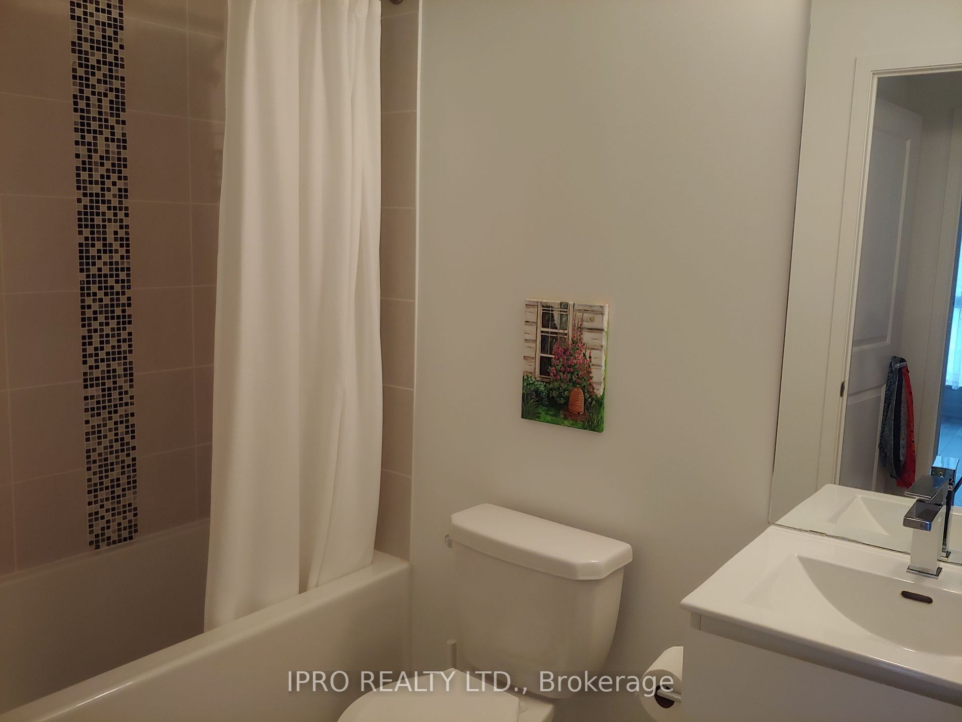 195 Bonis Ave 13 Property Photo 11