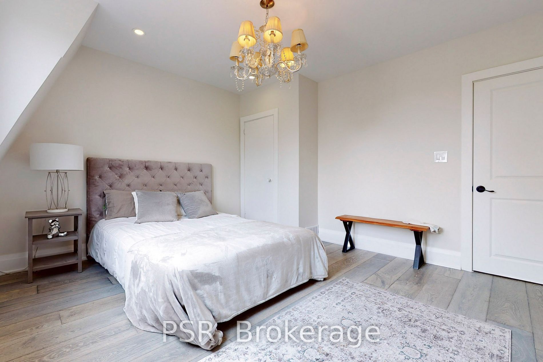 50 King Edward Ave Property Photo 15