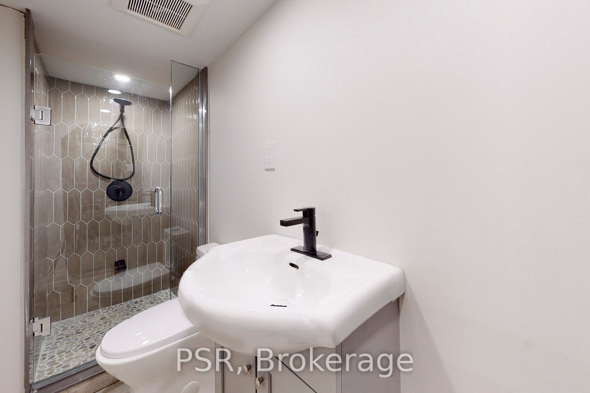 50 King Edward Ave Property Photo 21