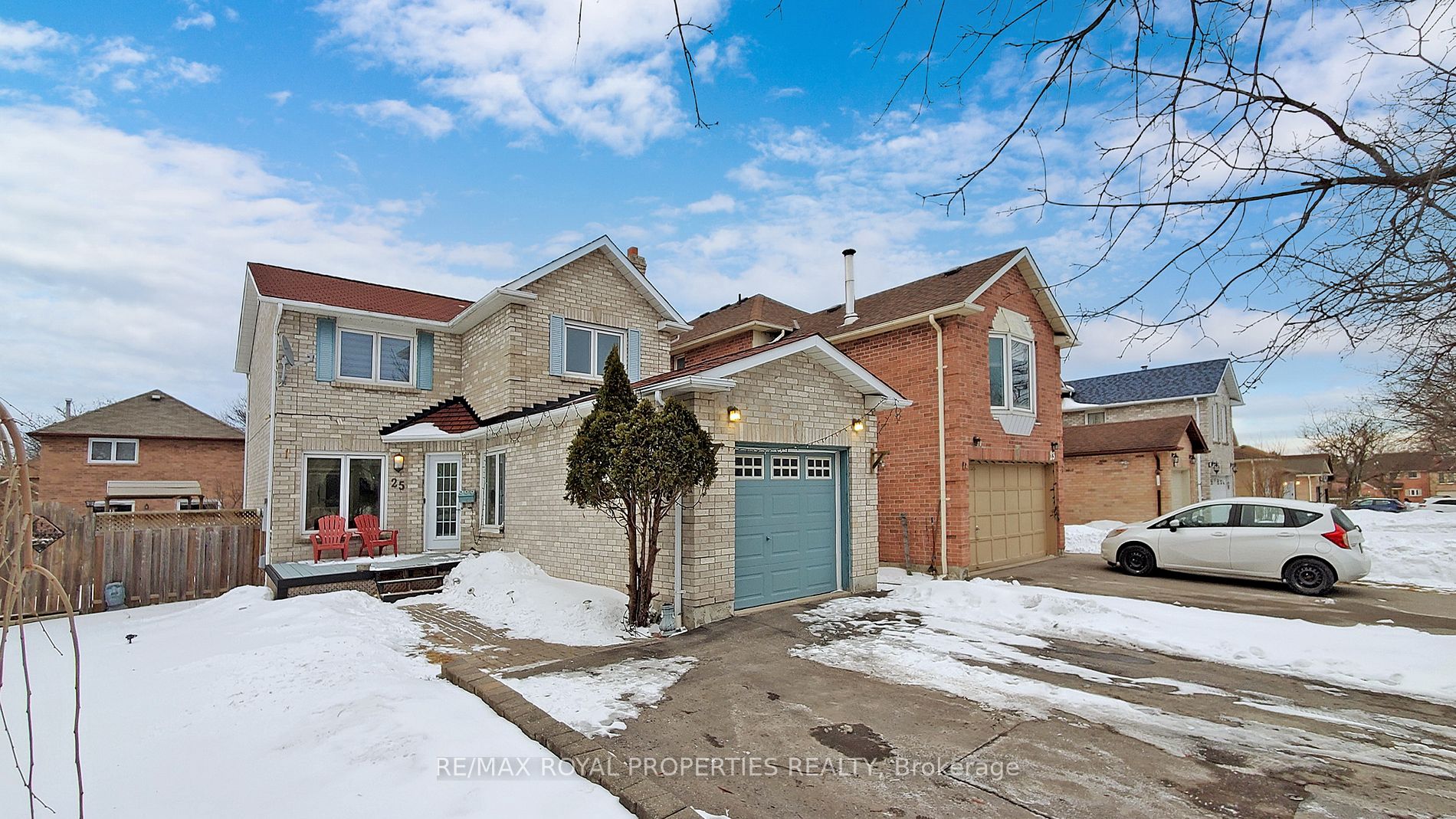 25 Deverill Cres Property Photo 1
