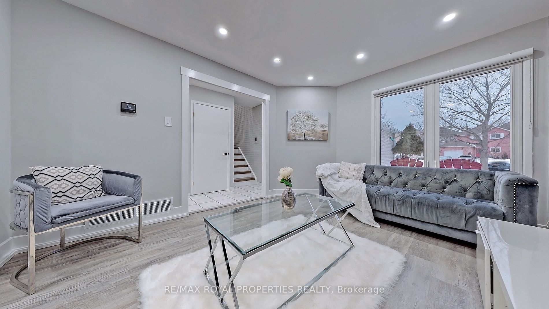 25 Deverill Cres Property Photo 6