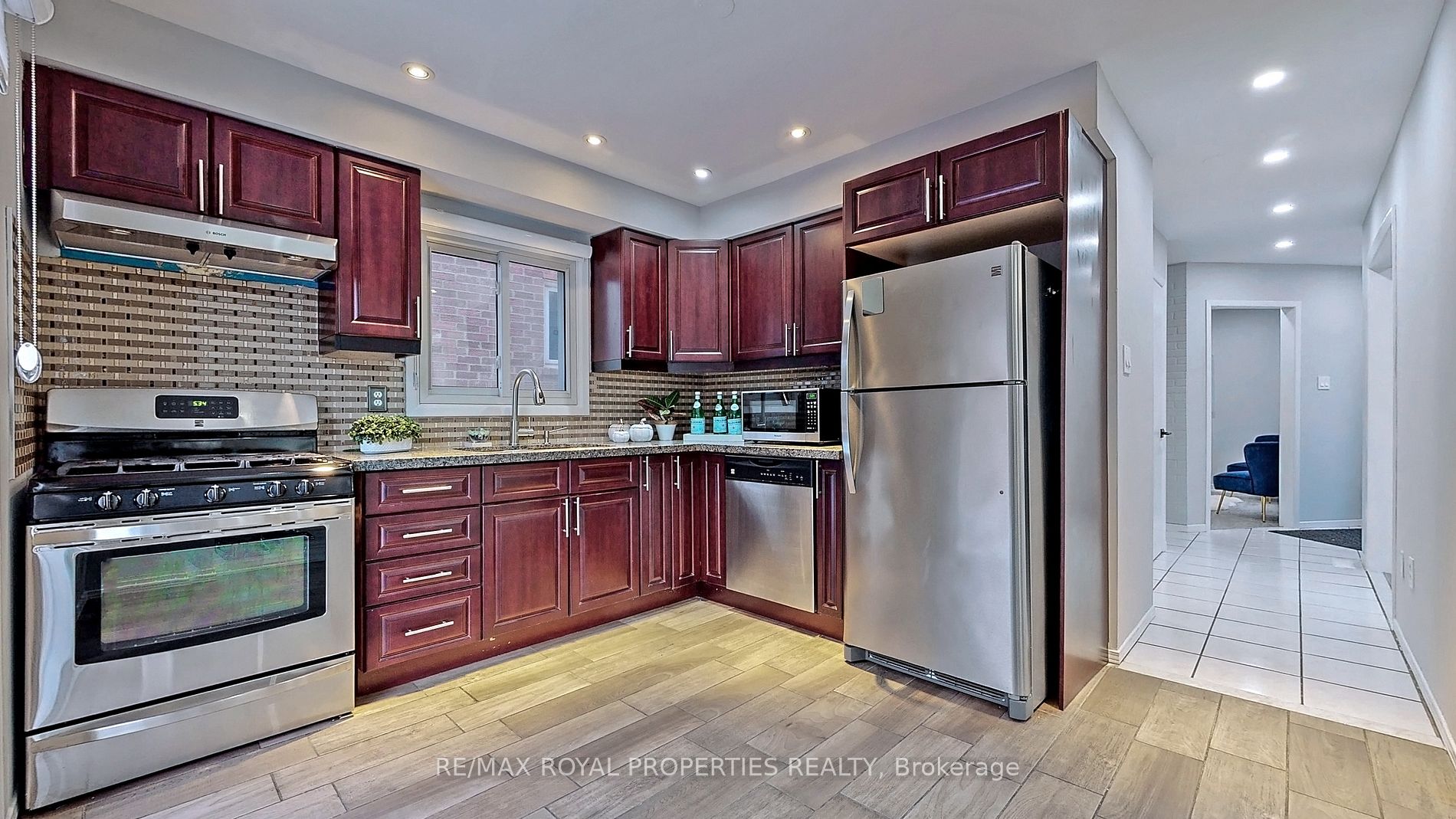 25 Deverill Cres Property Photo 14